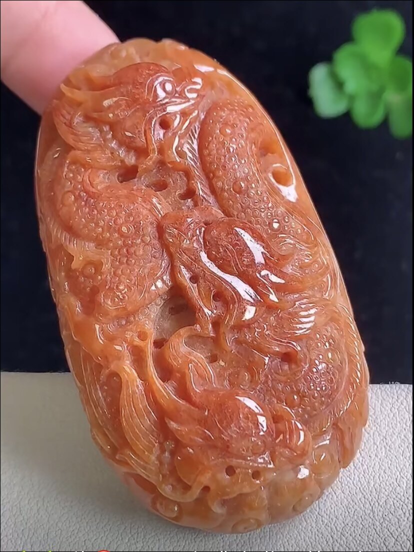 天然A货翡翠 缅甸正品玉坠 红翡精雕九龙牌吊坠 龙行天下盛世龙腾