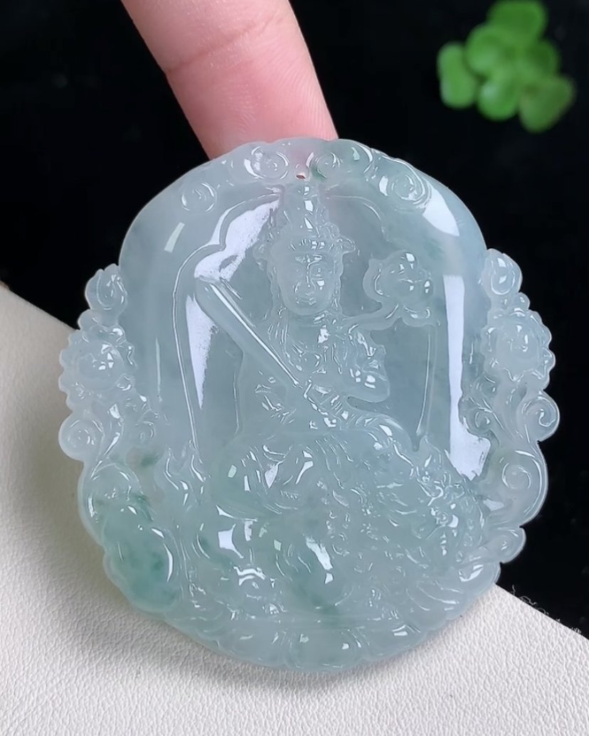 天然A货翡翠 缅甸正品玉坠  冰种飘花文殊菩萨吊坠 生肖兔守护神