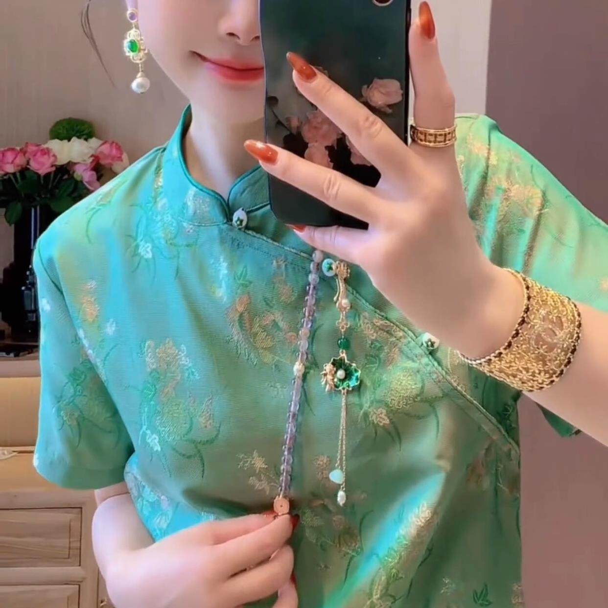 新中式轻国风旗袍改良年轻款少女绿色宋锦连衣裙子2025新款女夏季