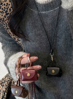 复古皮质零钱耳机包包挂脖项链百搭通勤毛衣链高级感复古饰品