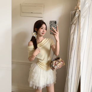 夏季新款韩系辣妹浅黄色荡领露锁骨修身短袖T恤女纯欲风上衣