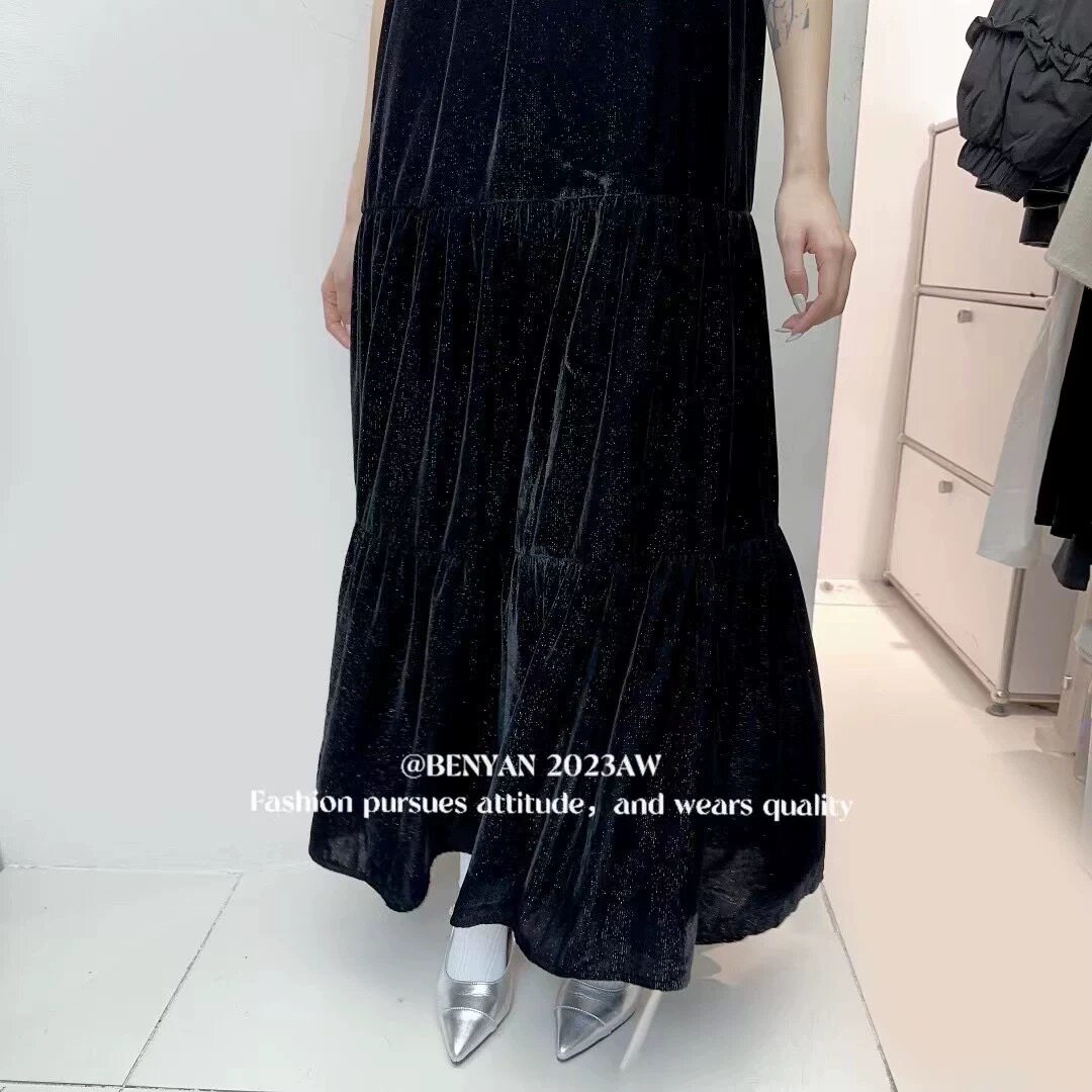 十三行本言benyan细闪无袖挂脖连衣裙女2025新款韩版金丝绒连衣裙图片