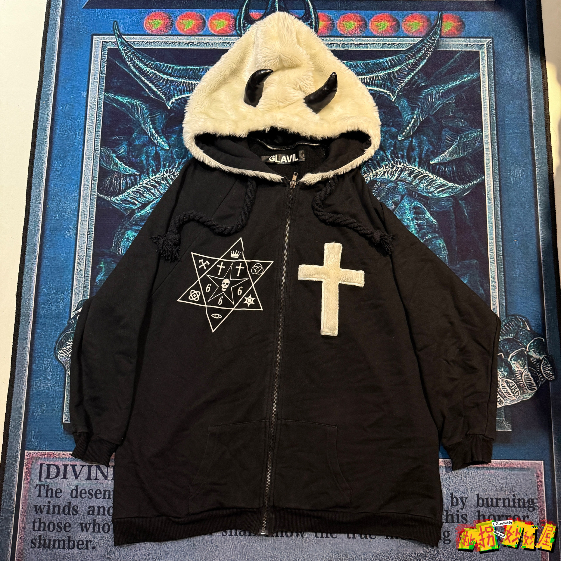 【现货掉落】GLAVIL日牌中古稀有孤品可爱恶魔角连帽外套十字架