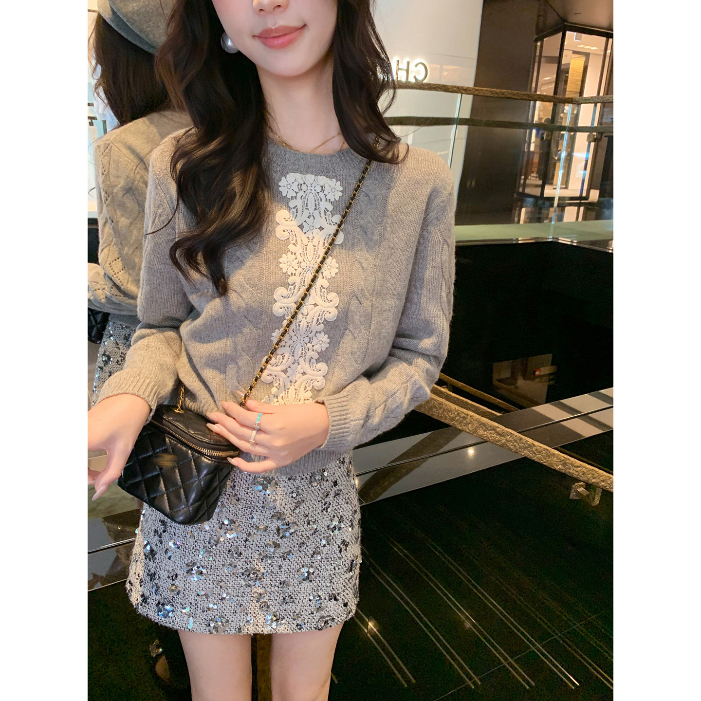 刺绣温柔毛衣女新款设计浮雕上衣