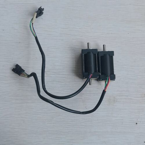 （议价）日本VEXTA东方步进电机PMM35BH2，0.75A，实物