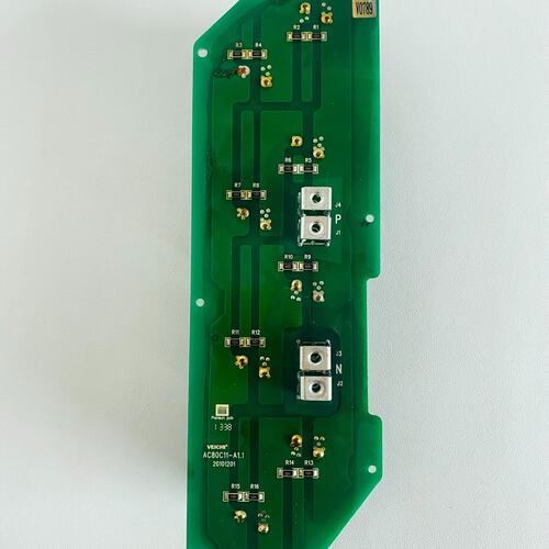 （议价）AC80C11-A1.1 伟创 变频器 电容板