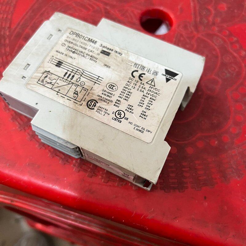 （议价）DPB01CM48瑞士佳乐继电器 三相过欠压缺相相序保护器监