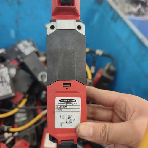 （议价）BANNER邦纳安全门开关SI-LS42DMH
