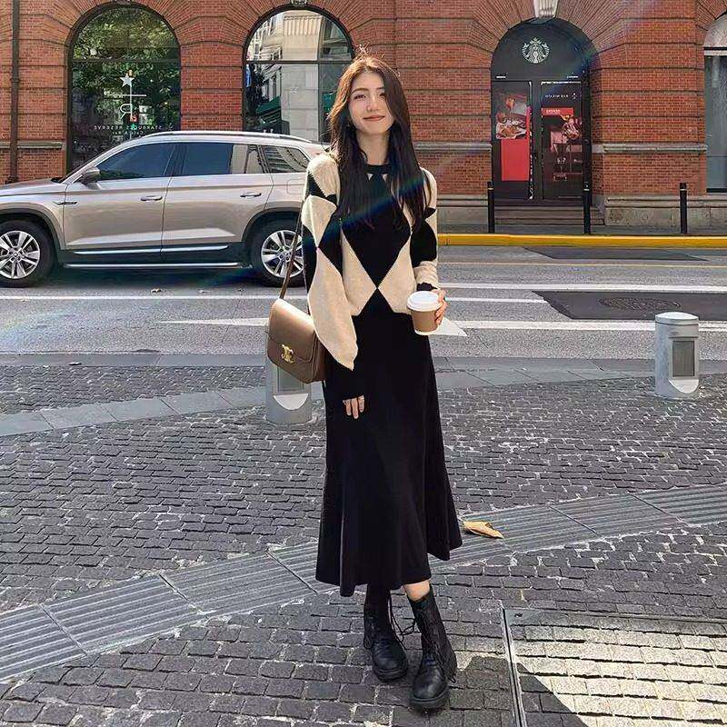 欧洲站秋季2024新款女装覆古港风高级感毛衣套装半身裙针织两件套