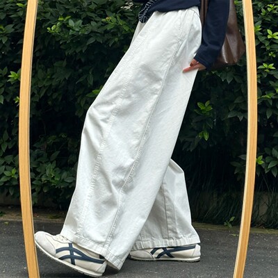 白色阔腿裤宽松慵懒风女