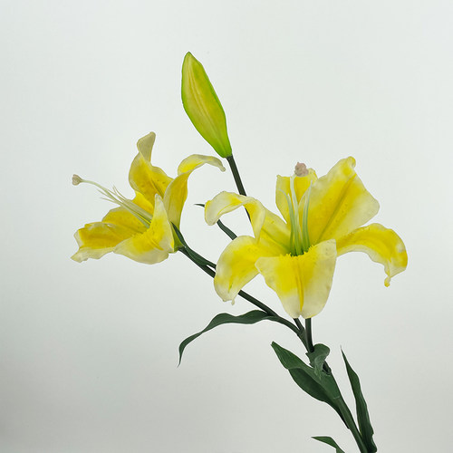 仿真花软胶百合花黄色百合装饰花假花客厅摆设餐桌高端花艺摆件