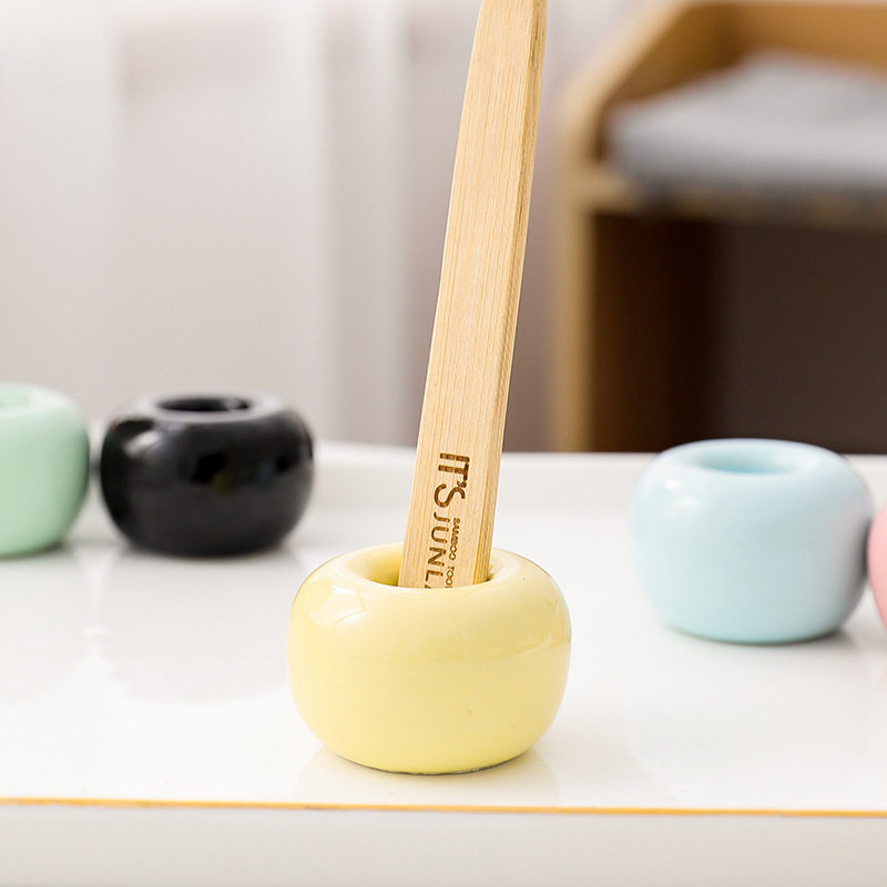 家用陶瓷牙刷座牙具座创意牙刷架情侣牙刷洗涑漱口杯置物瓷托座架