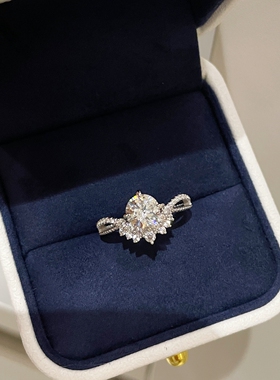 1克拉V型皇冠仿真钻戒指女925银