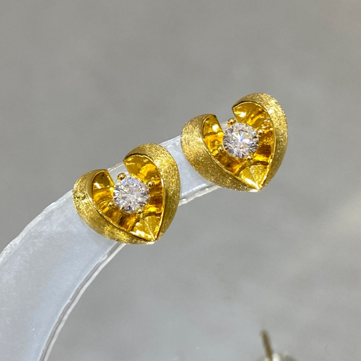 中古风拉丝绽放爱心单钻耳钉女925银镀金简约精致甜美锁骨链悬浮,饰品/流行首饰/时尚饰品新,银饰耳饰,淘宝优惠券,粉丝福利购,淘宝优惠卷