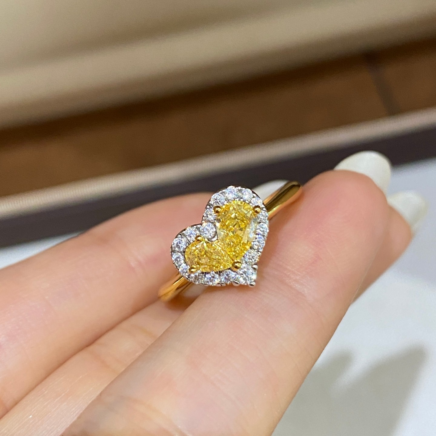 怦然心动|爱心围镶黄钻戒指女925银轻奢水滴心形招财黄钻小屁桃,饰品/流行首饰/时尚饰品新,银饰戒指,淘宝优惠券,粉丝福利购,淘宝优惠卷