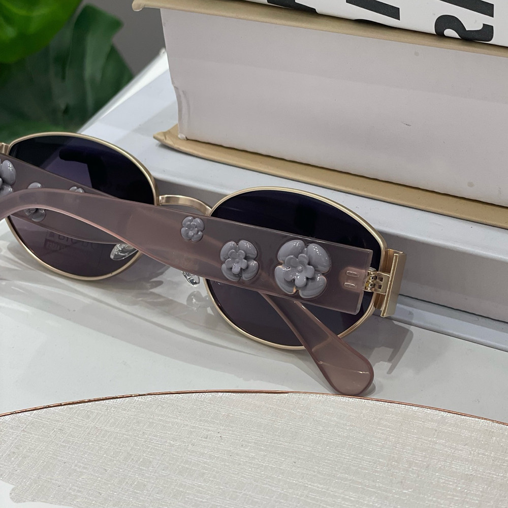 复古风时尚优雅金属小香风山茶花平光女式太阳镜花朵装饰高清墨镜