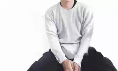 Casual Japanese-Style Unisex Loose Pleated Top with Dropped Shoulders and Round Neck, Spring and Autumn Long-Sleeve Tee Jk201
