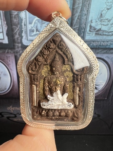 龙婆堪暖2560坤平 泰国佛牌坤平佛吊坠 正品 保真 银壳萨玛空卡