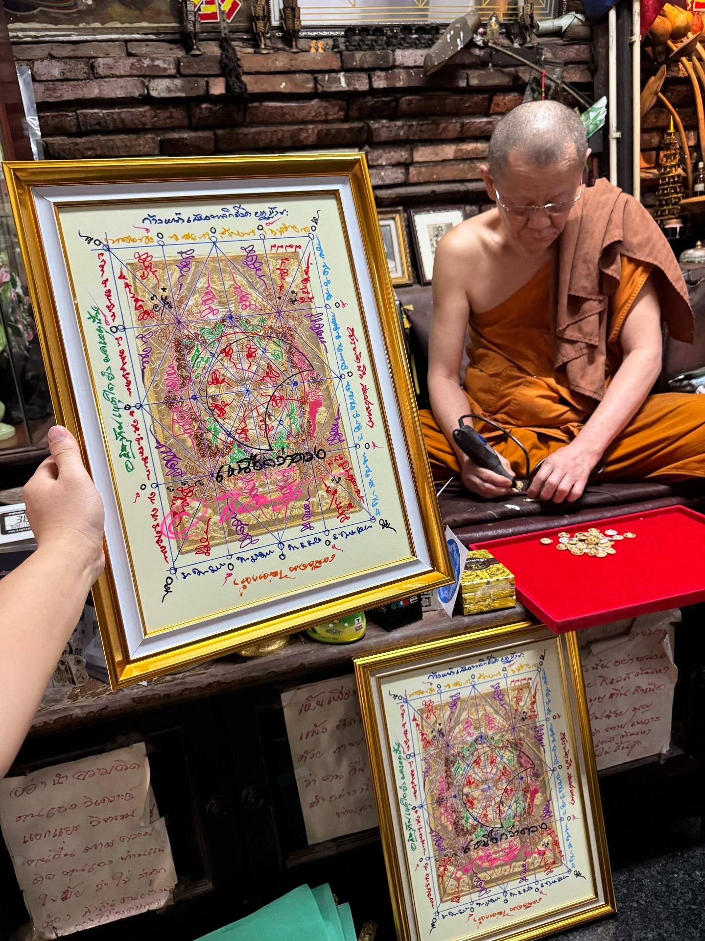 阿赞初泽镀金符布 钻石符文 师傅亲签 尺寸35*47cm 泰国佛牌挂画