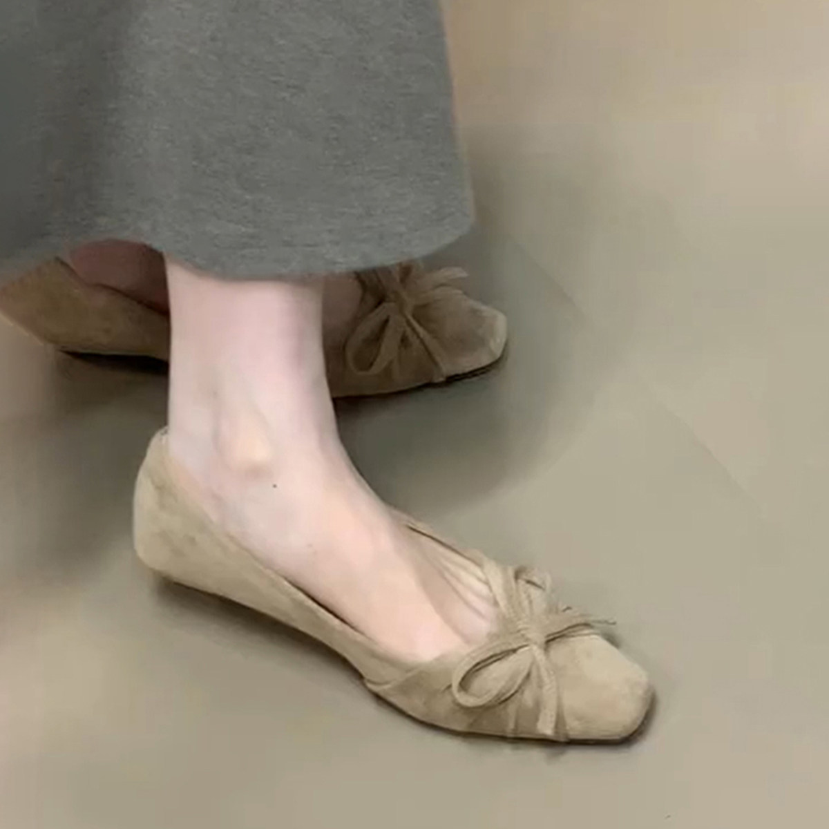 羊皮版~新款仙女风配裙子绒面方头单鞋女一脚蹬蝴蝶结浅口平底鞋