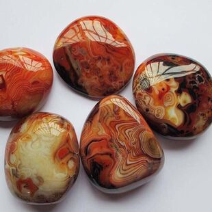 天然缠丝玛瑙原石 缠丝玛瑙大号原石手把件 老玛瑙小摆件