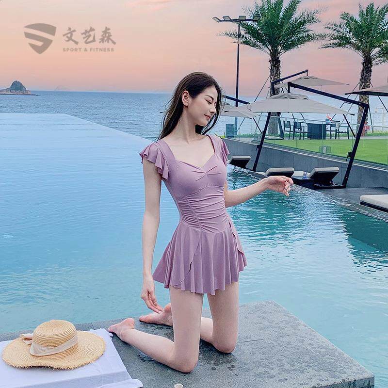 绝美保守连衣裙式遮肉显瘦2025泡