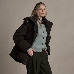 D-HARRY/迪哈利2024冬新款立领连帽保暖深绿色羽绒服DH244G97832D