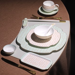 2026新款新中式窗格酒店金边骨瓷碗碟套装私人会所高端摆台餐具