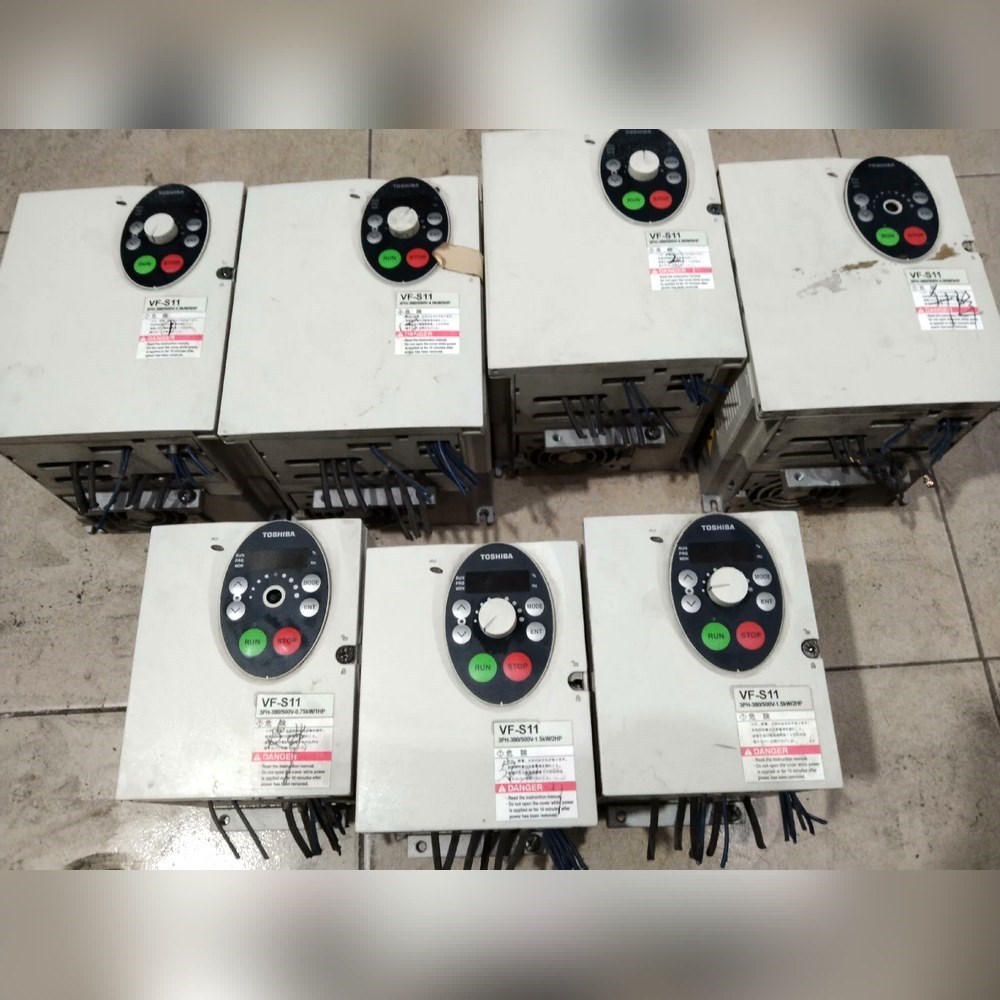 东芝VFS11-4037PL-WN380v-4.0kw4台 议价