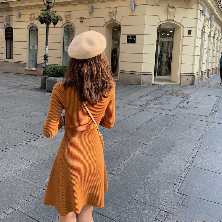 여성을위한 작은 간호 니트 드레스 가을 겨울 2024 슬림 내부 착용 뜨거운 엄마 산후 모유 수유 바닥 스커트