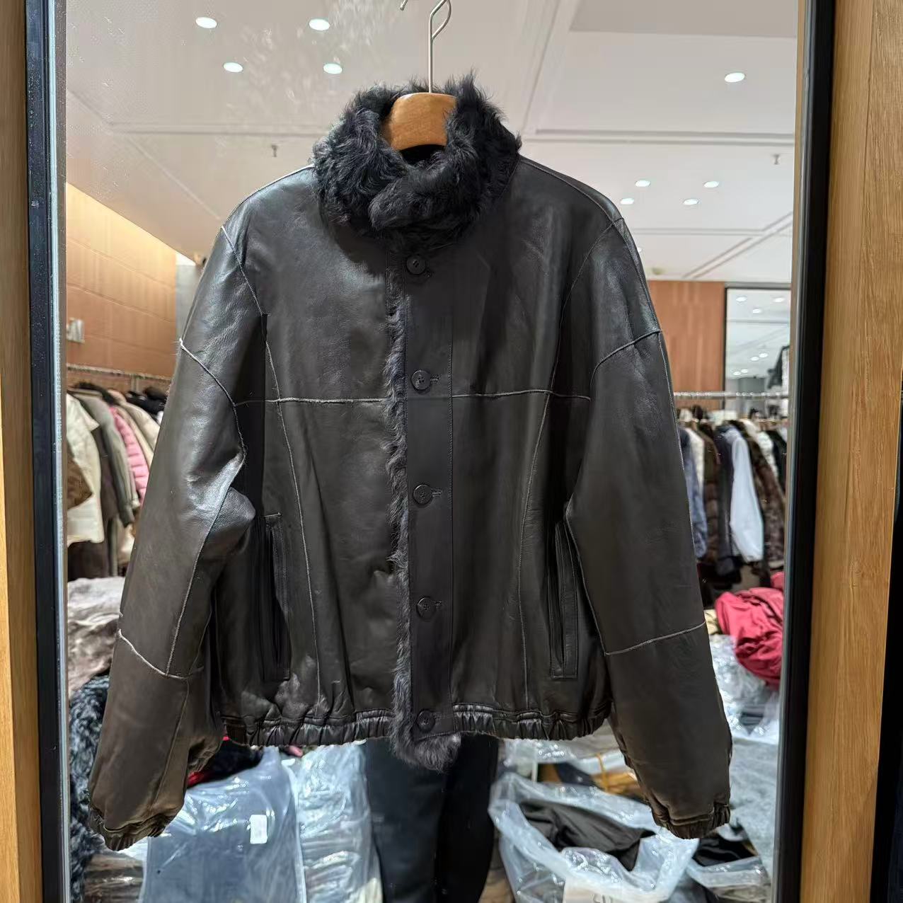 欧洲站2025冬新款立领皮毛一体拼接绵羊皮双面穿气质高端皮衣8698