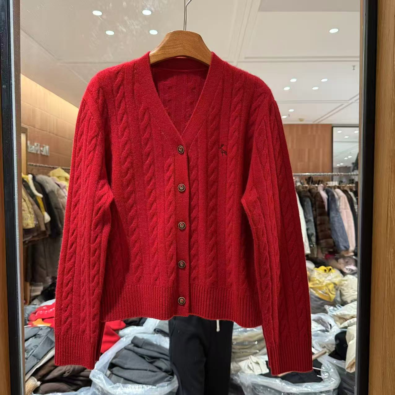 欧洲站2025冬韩版V领麻花刺绣小鹿减龄百搭山羊绒针织开衫291235