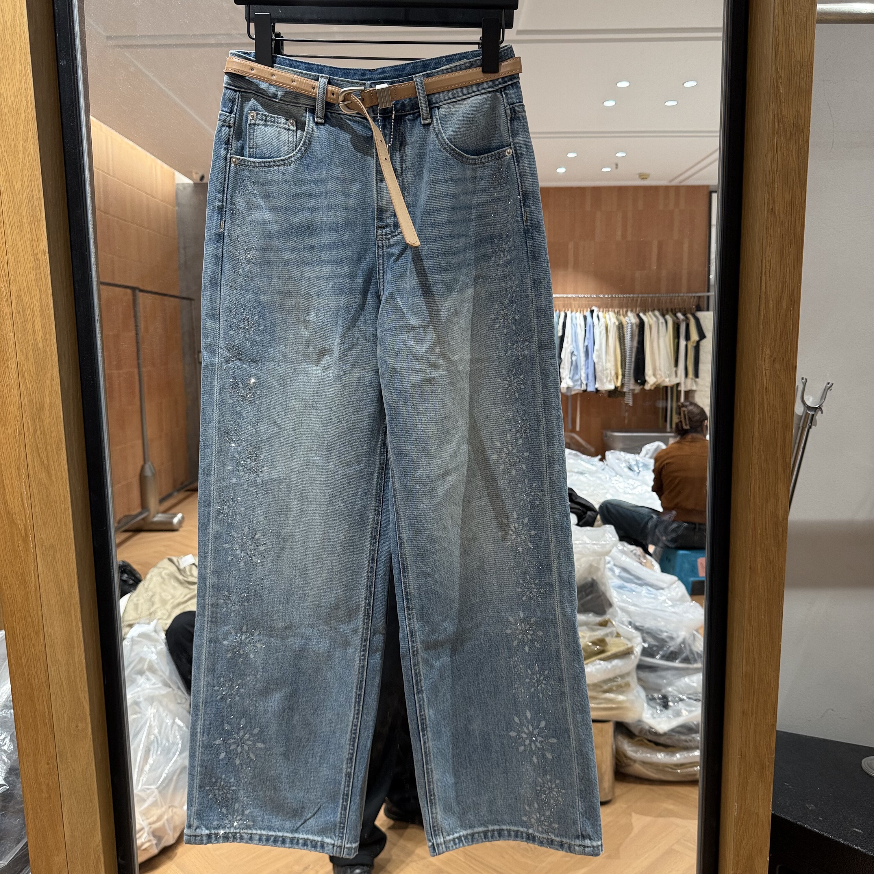 欧洲站2026春季新款欧货时尚侧边烟花烫钻直筒牛仔裤女宽松阔腿裤