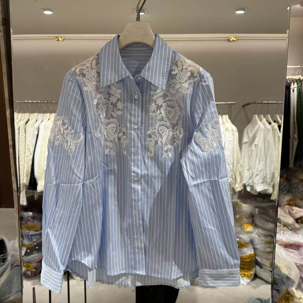 欧洲站2026春季新款欧货翻领长袖条纹刺绣拼色百搭衬衫上衣35301