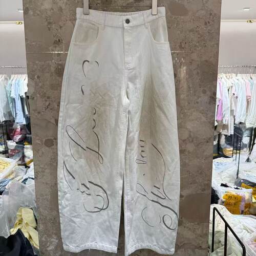 欧洲站2026新款欧货美式高街脏染涂鸦甜酷纯棉弯刀牛仔裤女253055