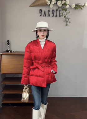 欧洲站2025冬新时尚V领系带收腰提花国风保暖羽绒服外套女潮82187