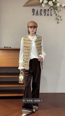 欧洲站2025秋冬款圆领单排扣洋气百搭显瘦粗花昵小香风马甲26381