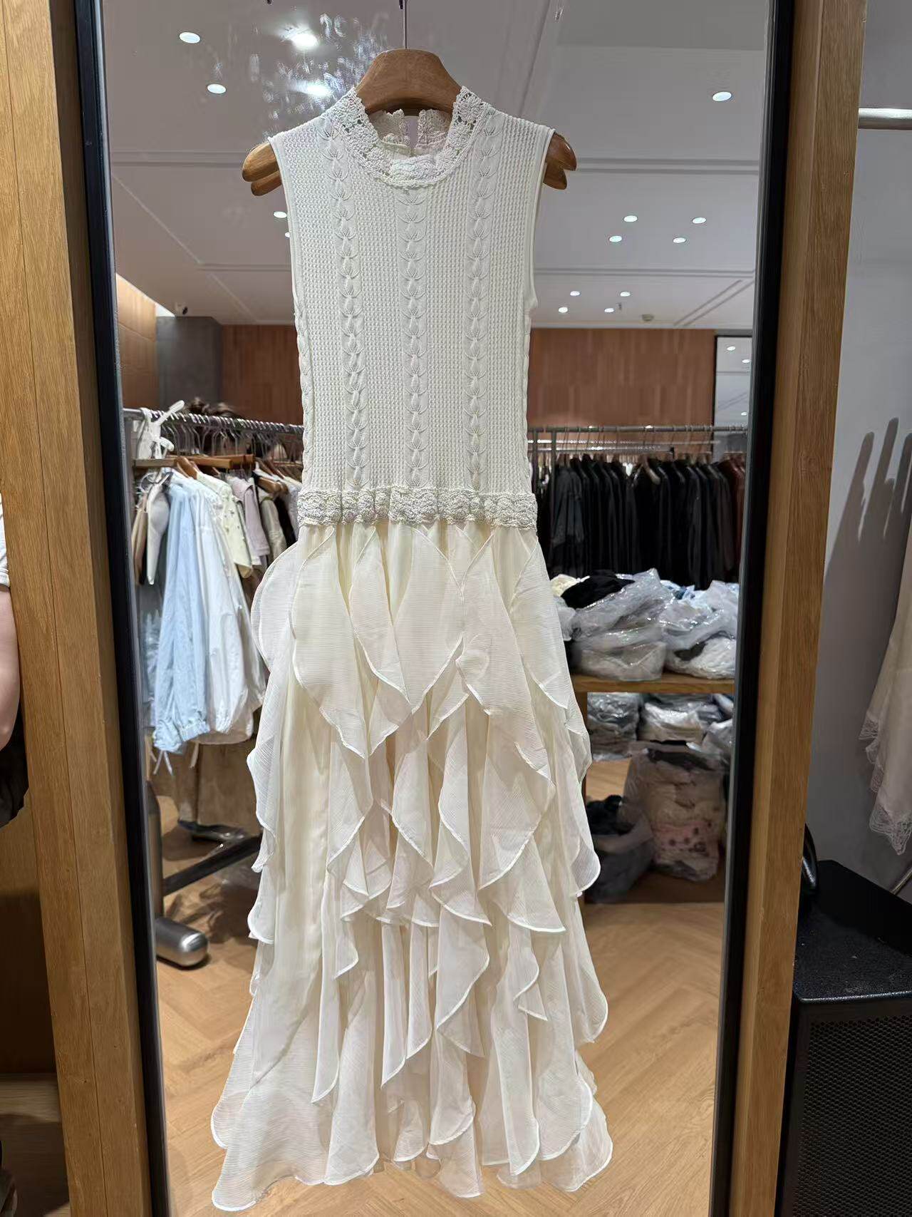 欧洲站2026新款法式针织麻花辫层次感荷叶边超仙背心连衣裙2085