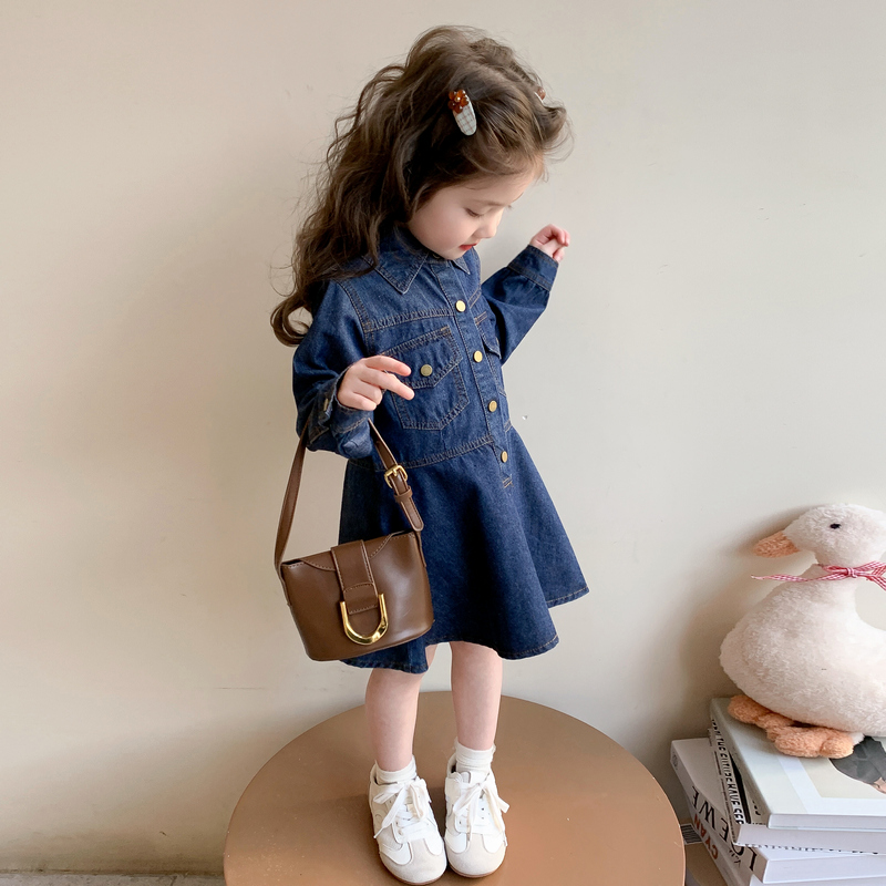 女童连衣裙春秋季2025新款韩版女宝宝牛仔裙子儿童洋气公主裙春装