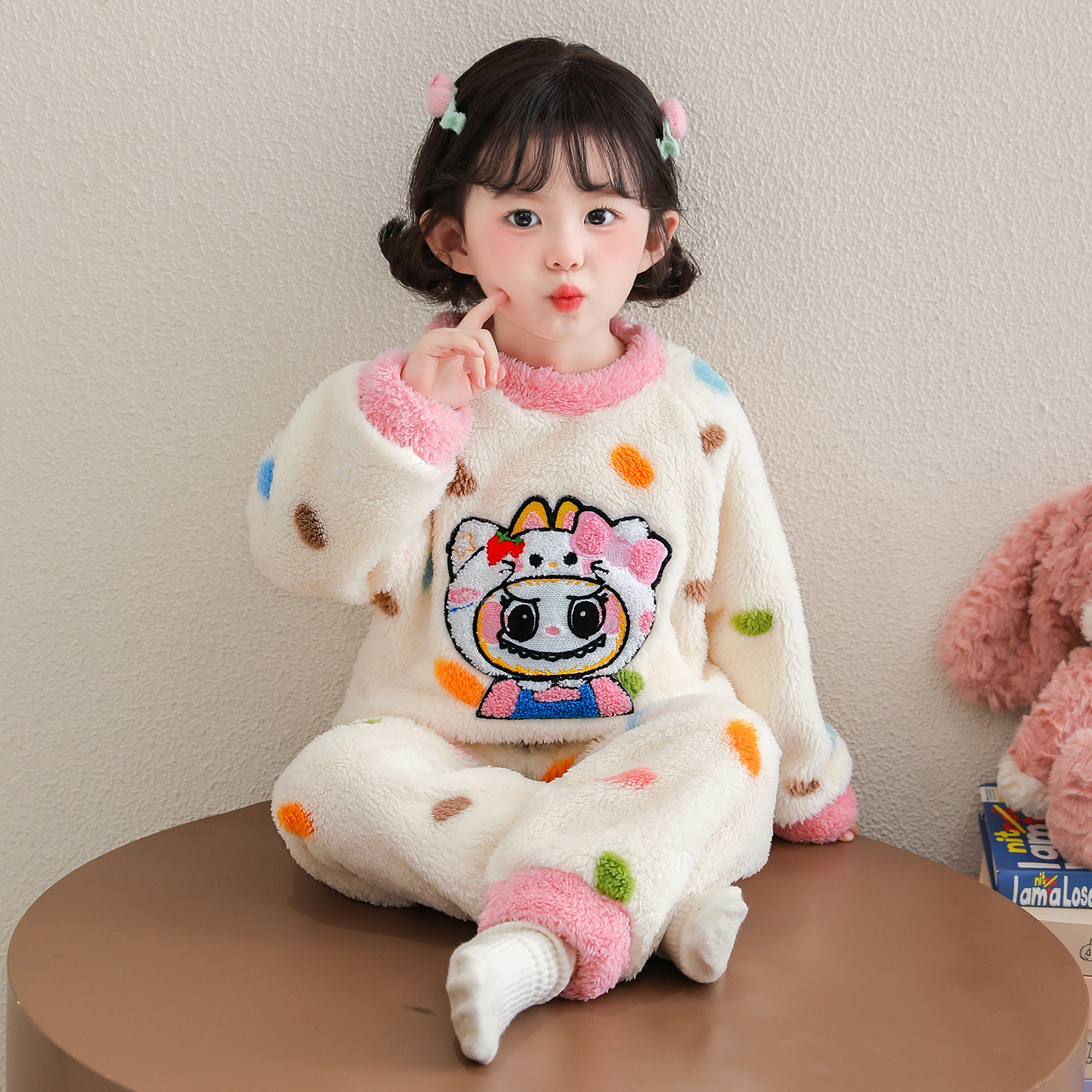 儿童珊瑚绒睡衣冬女孩彩点拉布布家居服宝宝保暖套装女童睡衣冬季