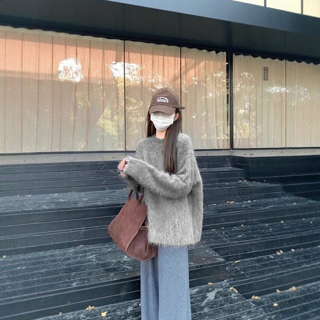 慵懒风软糯灰色仿水貂绒圆领毛衣女秋冬奶fufu宽松内搭针织衫上衣