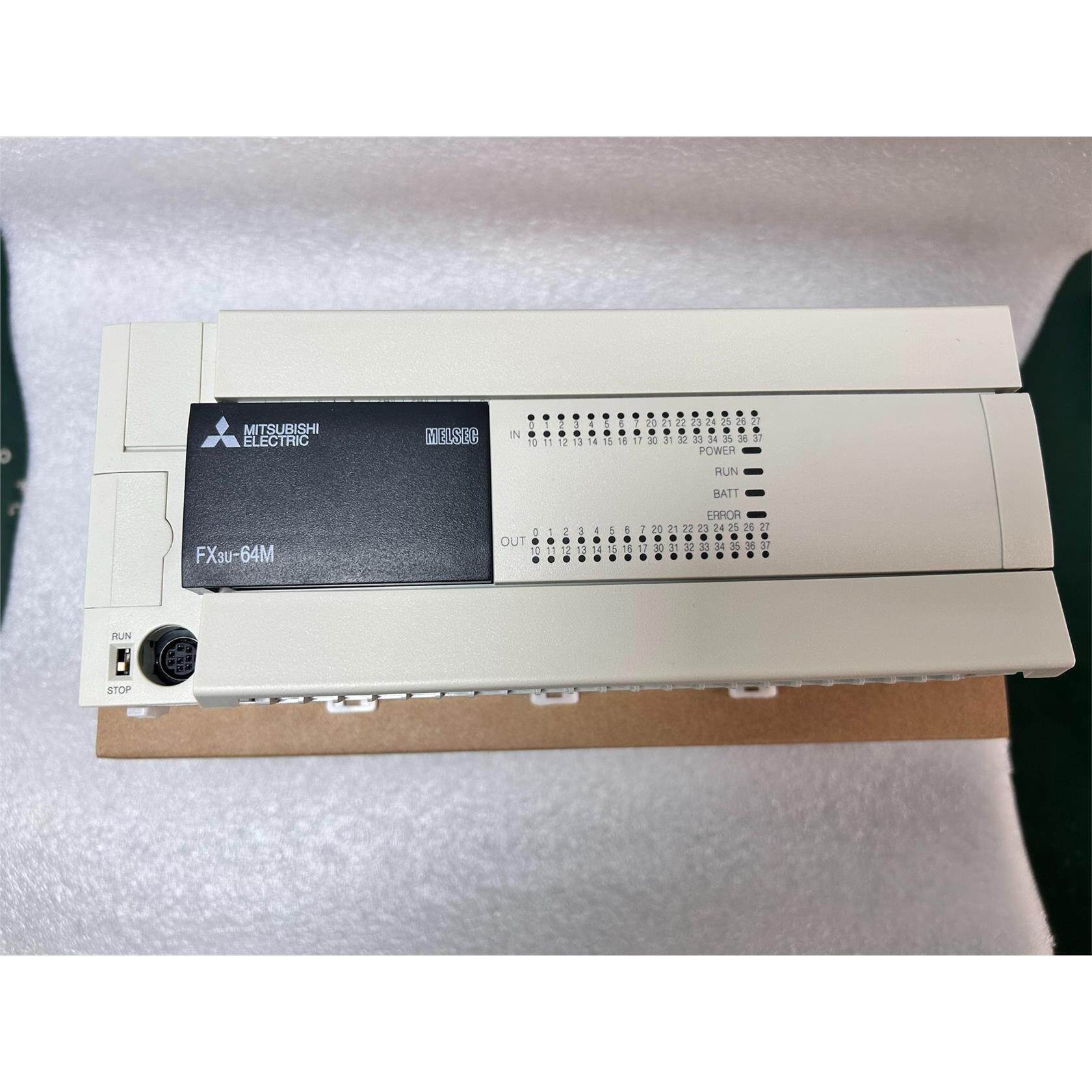 工程余货带包装九九新正品三菱FX3U-64MR/ES-A