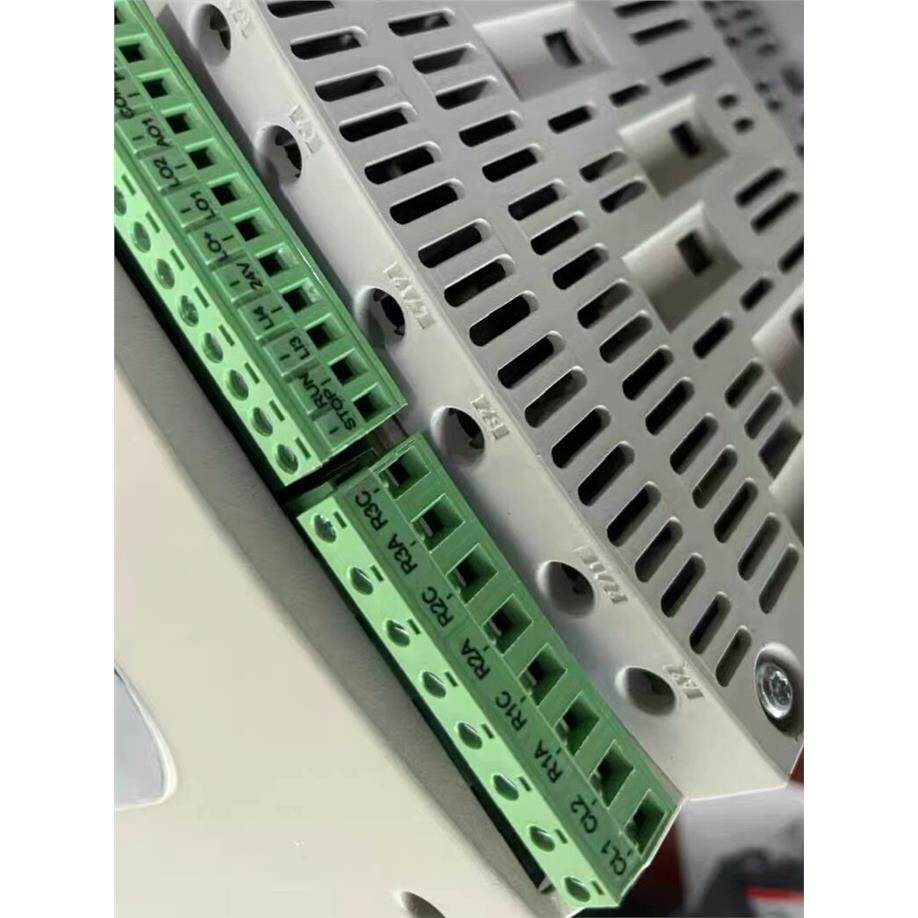 施耐德ATS48C11Q软启动器