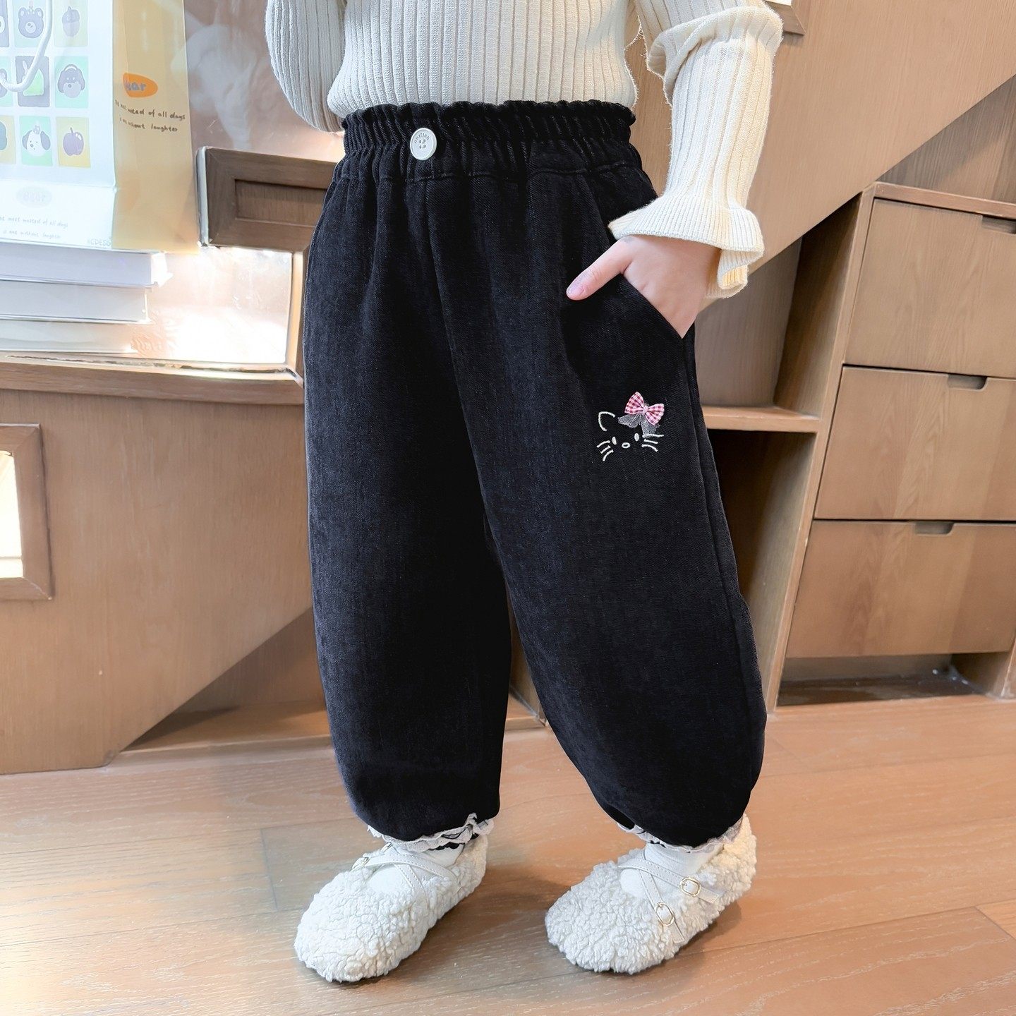 女小童加绒卫裤秋冬款2025新款儿童保暖束脚裤冬装宝宝加厚针织裤,女装/女士精品,卫裤,淘宝优惠券,粉丝福利购,淘宝优惠卷