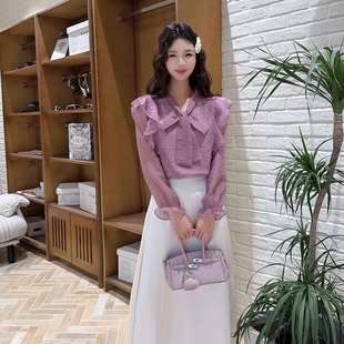 轻奢高级设计感上衣 衬衫 2025早秋新款 优雅轻熟风V领荷叶边小飞袖