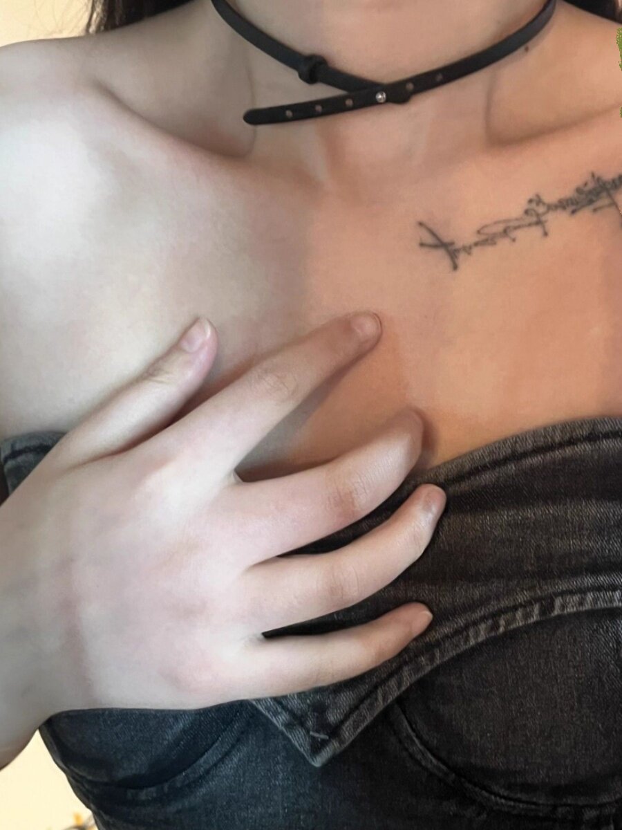 [루하하] 틈새 디자인 블랙 벨트 버클 초커 데일리 다재다능한 숏 초커 여성용 미니멀 넥링