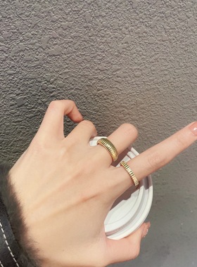 金色简约几何齿轮开口戒指