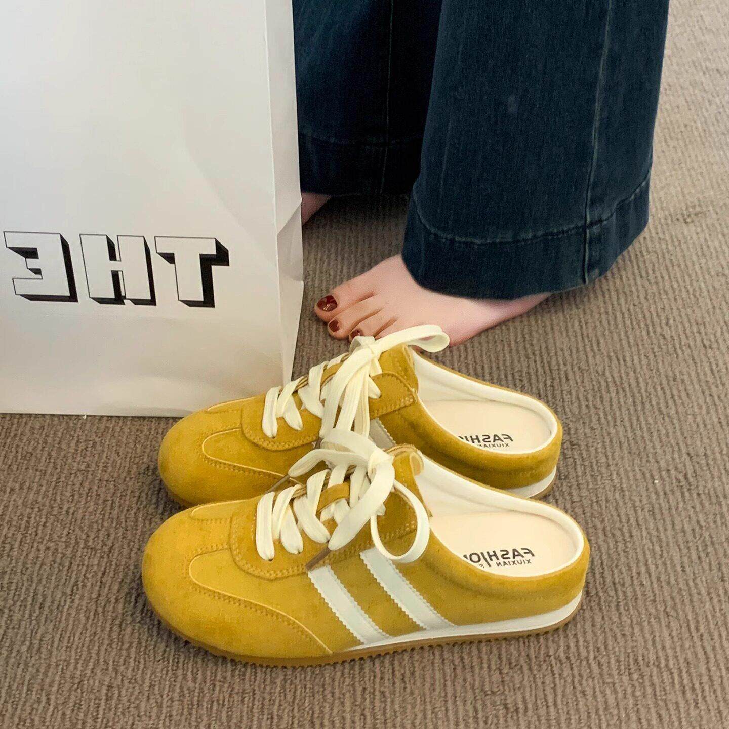 英国真皮黄色德训鞋女夏外穿2025新款包头勃肯半拖鞋休闲阿甘板鞋