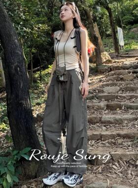 Rouje Sung夏季薄工装裤女士灰绿色户外运动裤高腰修身褶皱休闲裤