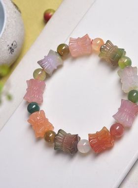 盐源玛瑙雕刻并蒂莲手链